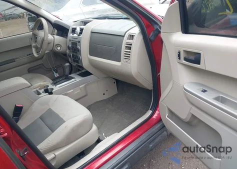 2008 Ford Escape Xlt from USA, damaged, VIN 1FMCU931X8KB12956